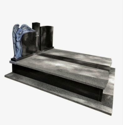 pomnik rodzinny z rzeźbą anioła