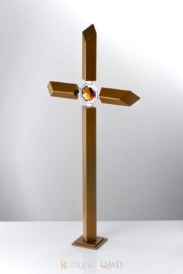 krzyż ze starego złota z kryształem KS13z