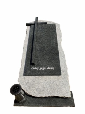nagrobek skałka z granitu
