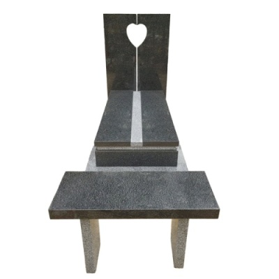 Nagrobek z sercem – symbol miłości i pamięci