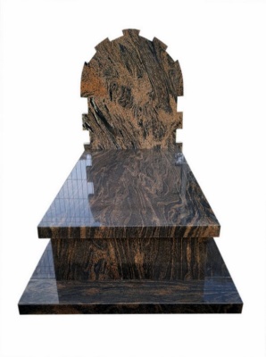 pomnik z granitu gnejs