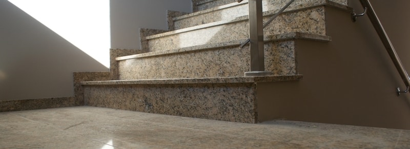 schody granitowe giallo veneziano